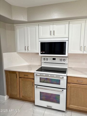 135 S Abalone Drive, Gilbert, AZ 85233