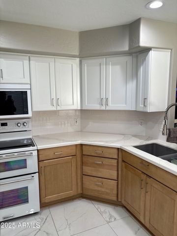 135 S Abalone Drive, Gilbert, AZ 85233