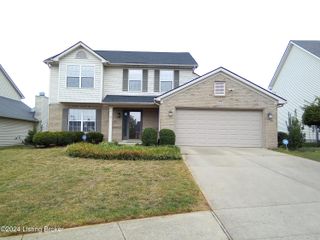 10143 Spring Gate Dr, Louisville, KY 40241