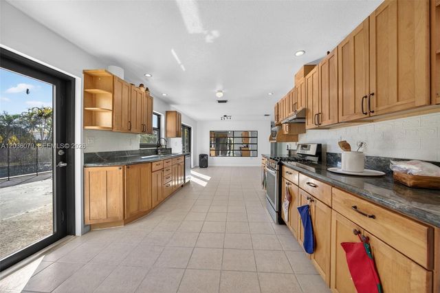 27701 SW 162nd Court, Homestead, FL 33031