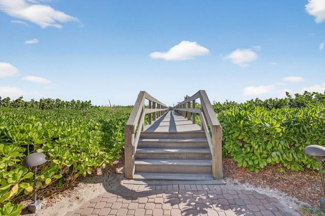 2920 SE Dune Drive 140, Stuart, FL 34996