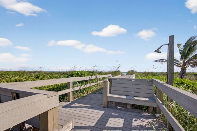 2920 SE Dune Drive 140, Stuart, FL 34996