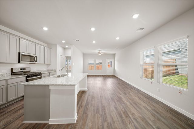 13029 Leisure Cove Drive, Texas City, TX 77568