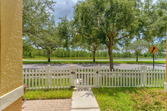 2463 LACERTA DRIVE, Orlando, FL 32828