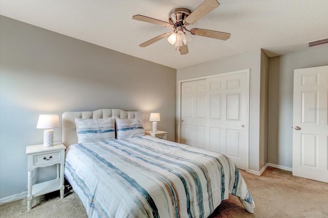 2463 LACERTA DRIVE, Orlando, FL 32828