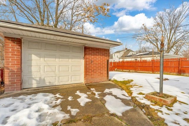 21023 Caledonia Avenue, Hazel Park, MI 48030