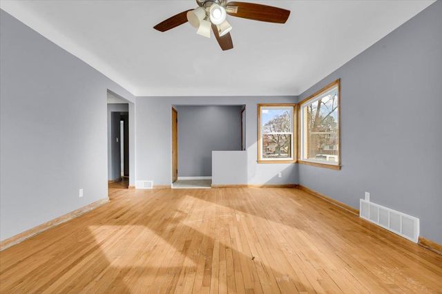 21023 Caledonia Avenue, Hazel Park, MI 48030