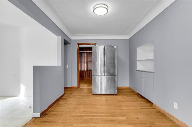 21023 Caledonia Avenue, Hazel Park, MI 48030