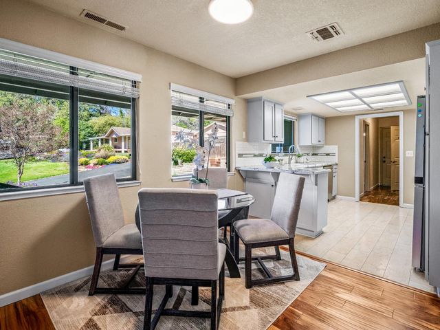 2401 Roxana St, Placerville, CA 95667