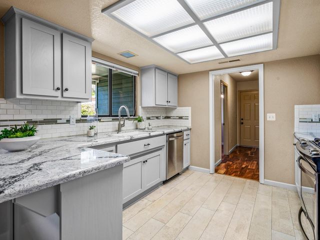 2401 Roxana St, Placerville, CA 95667