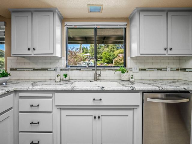 2401 Roxana St, Placerville, CA 95667