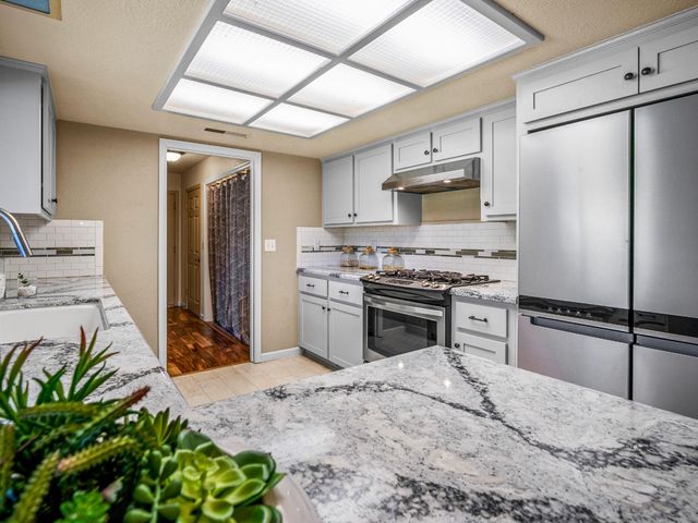 2401 Roxana St, Placerville, CA 95667