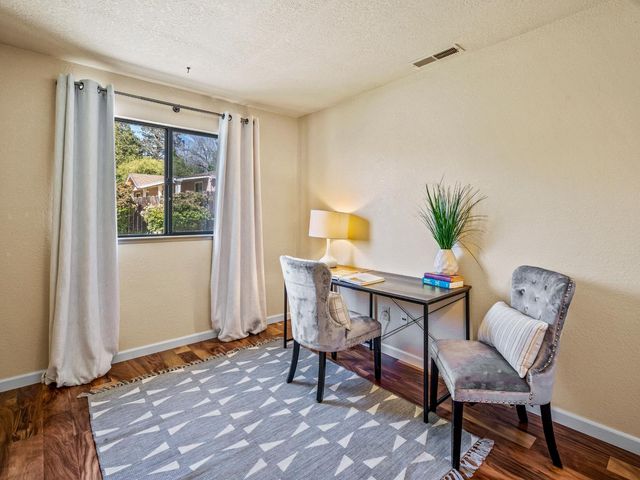 2401 Roxana St, Placerville, CA 95667