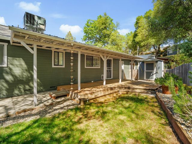 2401 Roxana St, Placerville, CA 95667