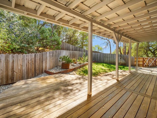 2401 Roxana St, Placerville, CA 95667