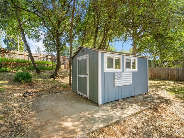 2401 Roxana St, Placerville, CA 95667