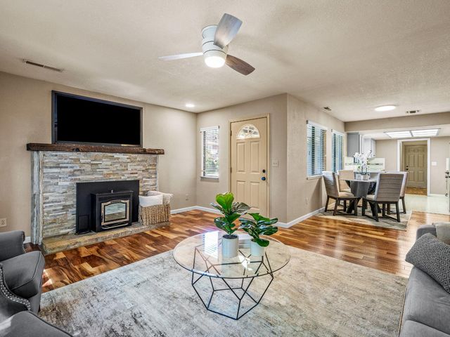 2401 Roxana St, Placerville, CA 95667