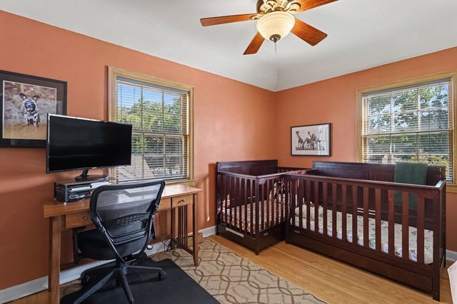 2342 S 3rd Avenue, North Riverside, IL 60546