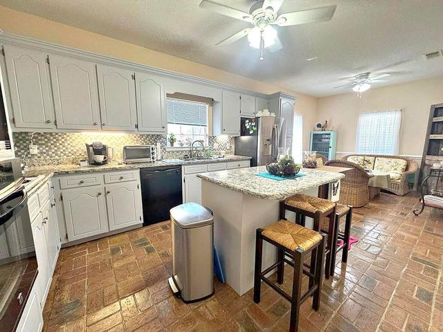 103 S Windgate Circle, Daphne, AL 36526