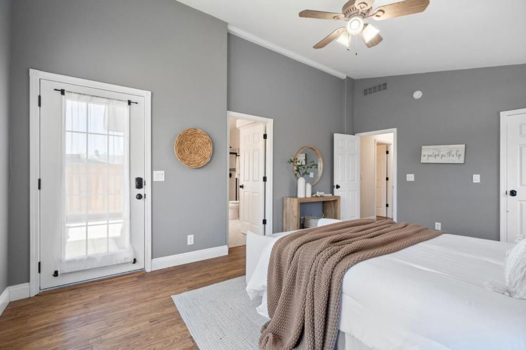 Image 17 of property listing at 458 Laswell Avenue, San Jose, CA 95128