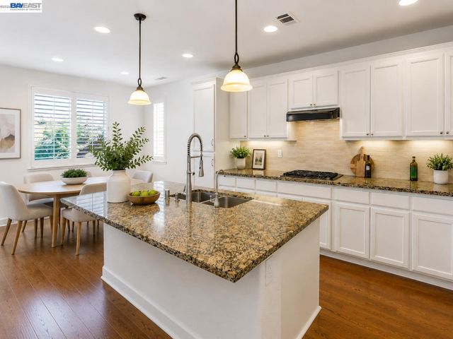 5131 Montiano Ln, Dublin, CA 94568