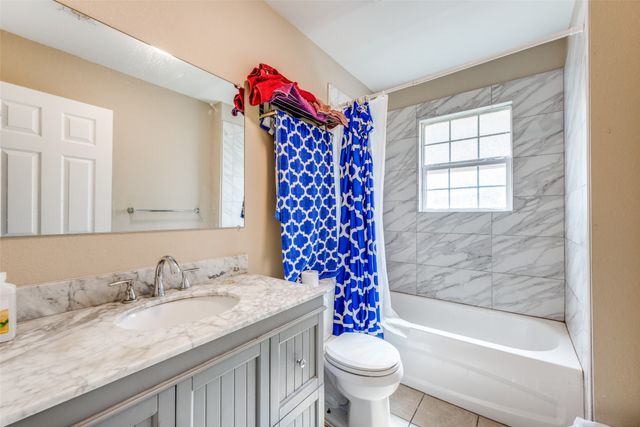 318 E Chestnut Street, Denison, TX 75021