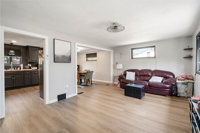 115 Rene Dr, Ross Twp, PA 15116