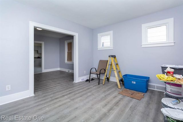 8704 Smart Street, Detroit, MI 48210