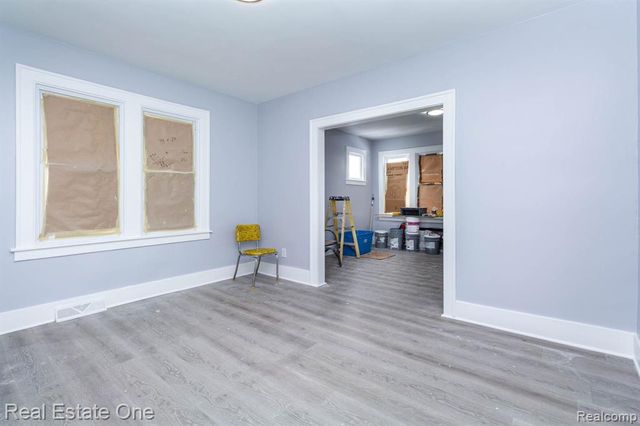 8704 Smart Street, Detroit, MI 48210