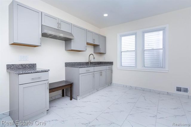 8704 Smart Street, Detroit, MI 48210