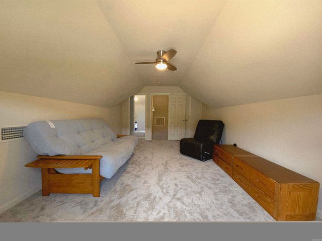 76 Lakeland Dr, Cabot, AR 72023