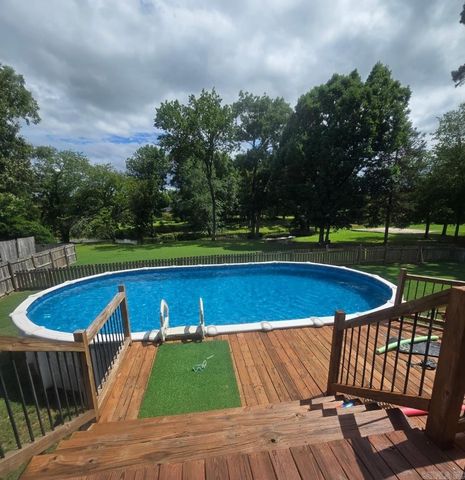 76 Lakeland Dr, Cabot, AR 72023