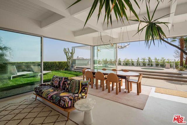 1227 Tellem Drive, Pacific Palisades (los Angeles), CA 90272