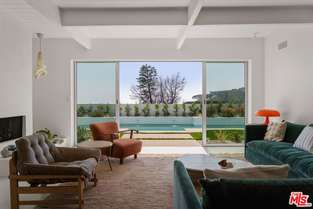 1227 Tellem Drive, Pacific Palisades (los Angeles), CA 90272