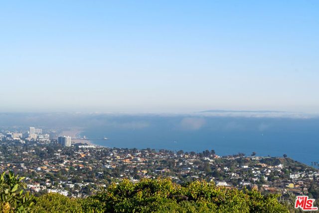 1227 Tellem Drive, Pacific Palisades (los Angeles), CA 90272