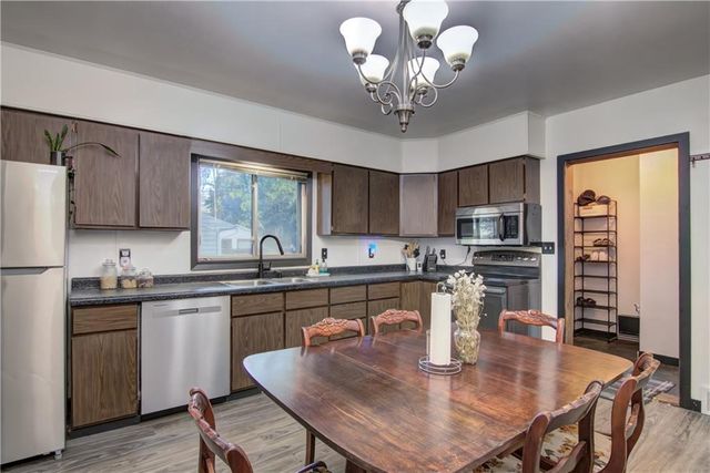 402 Starr Avenue, Eau Claire, WI 54703