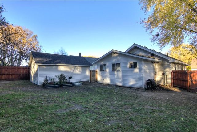 402 Starr Avenue, Eau Claire, WI 54703