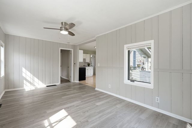 66 Upland, Springfield, MA 01104