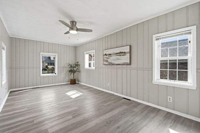 66 Upland, Springfield, MA 01104