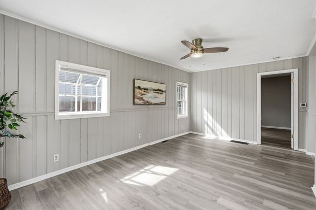 66 Upland, Springfield, MA 01104