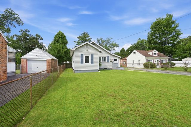 66 Upland, Springfield, MA 01104