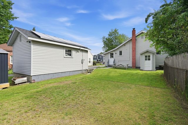 66 Upland, Springfield, MA 01104