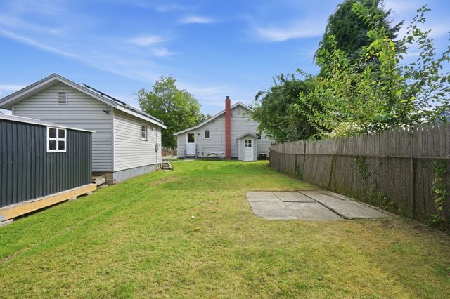 66 Upland, Springfield, MA 01104