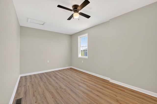 33 Tucker Ln, Taft, TN 38488