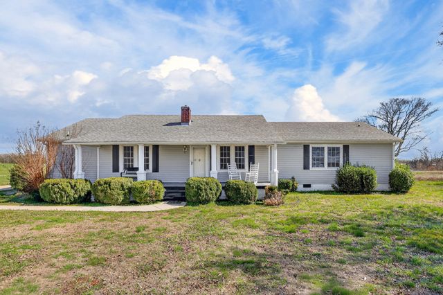 33 Tucker Ln, Taft, TN 38488