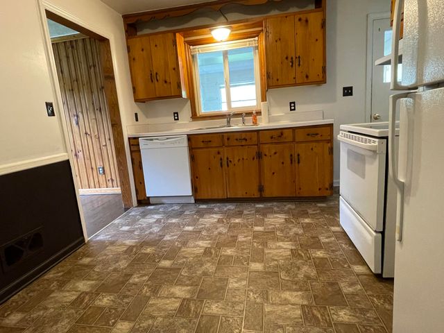 4435 Summit DR, Roanoke, VA 24017