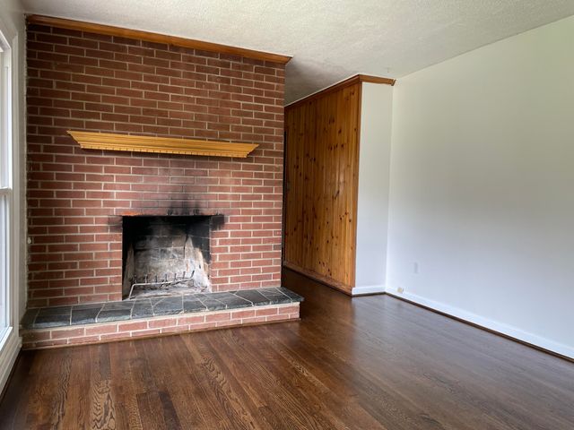 4435 Summit DR, Roanoke, VA 24017