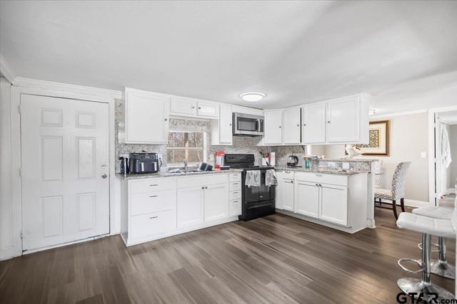 5950 C R 486, Tyler, TX 75706