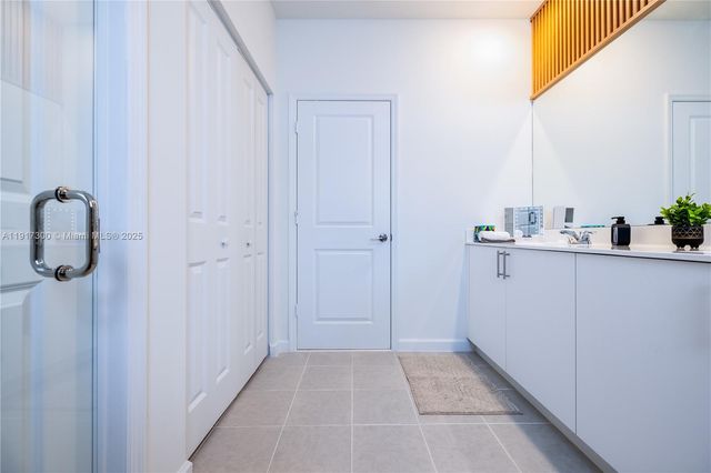 13218 SW 189th Ter, Miami, FL 33177