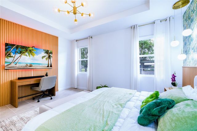 13218 SW 189th Ter, Miami, FL 33177